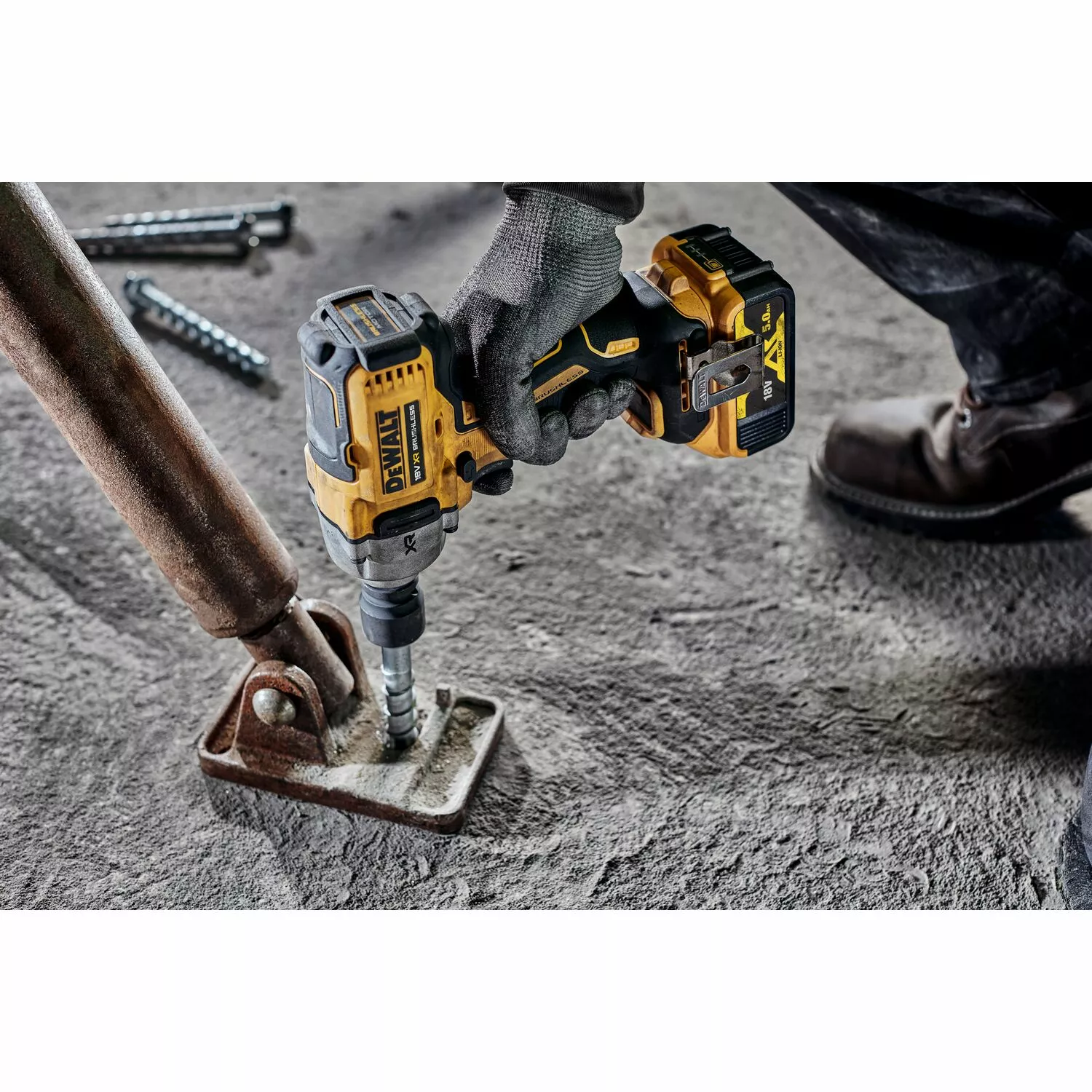 DeWALT DCF891P2T-QW 18V Li-ion XR Accu Slagmoersleutel set (1x 5.0Ah) in TSTAK koffer