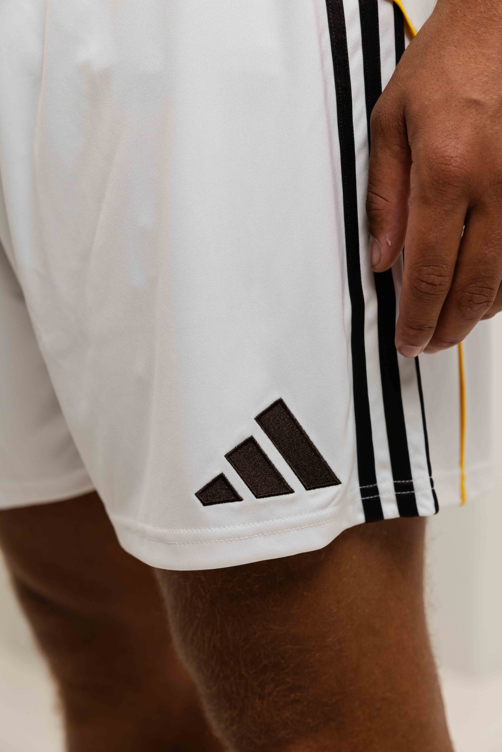 Real Madrid Thuis Broekje Senior 2025/2026
