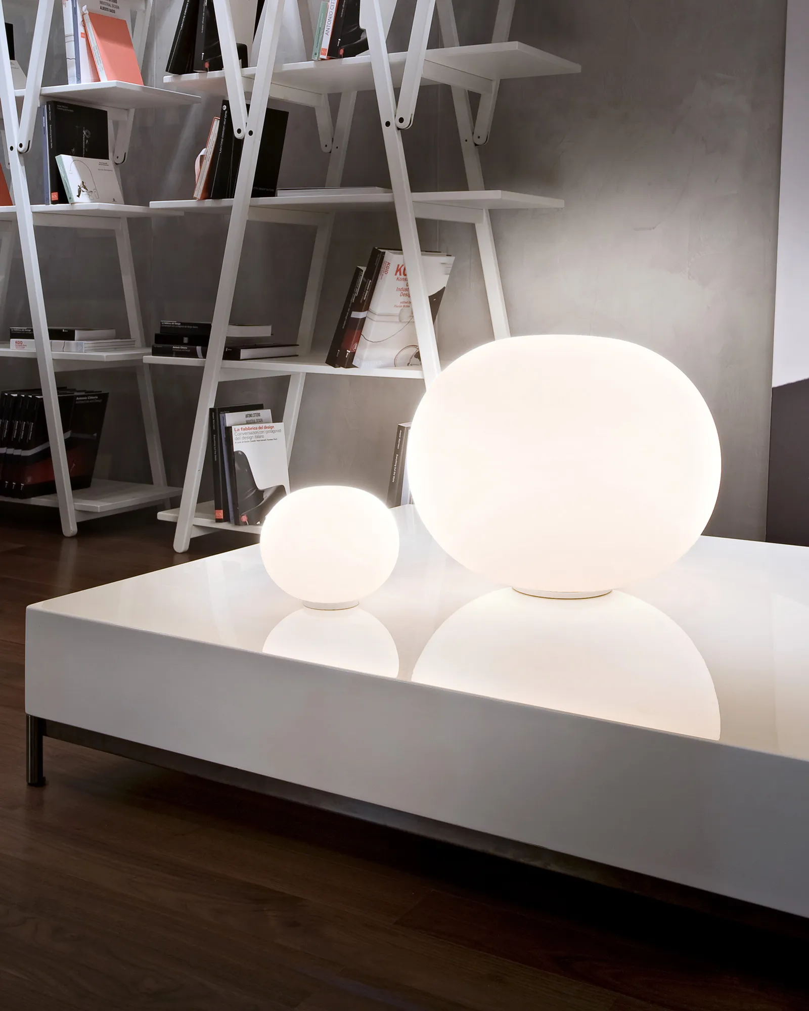 Flos Mini Glo-Ball - PLUG C