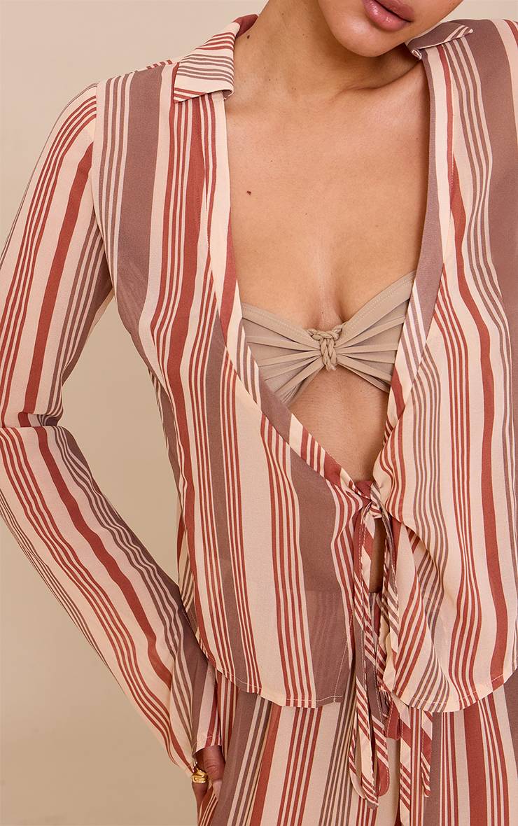 Beige Chemise En Mousseline À Imprimé Abstrait Avec Manches Longues Et Nœud Devant