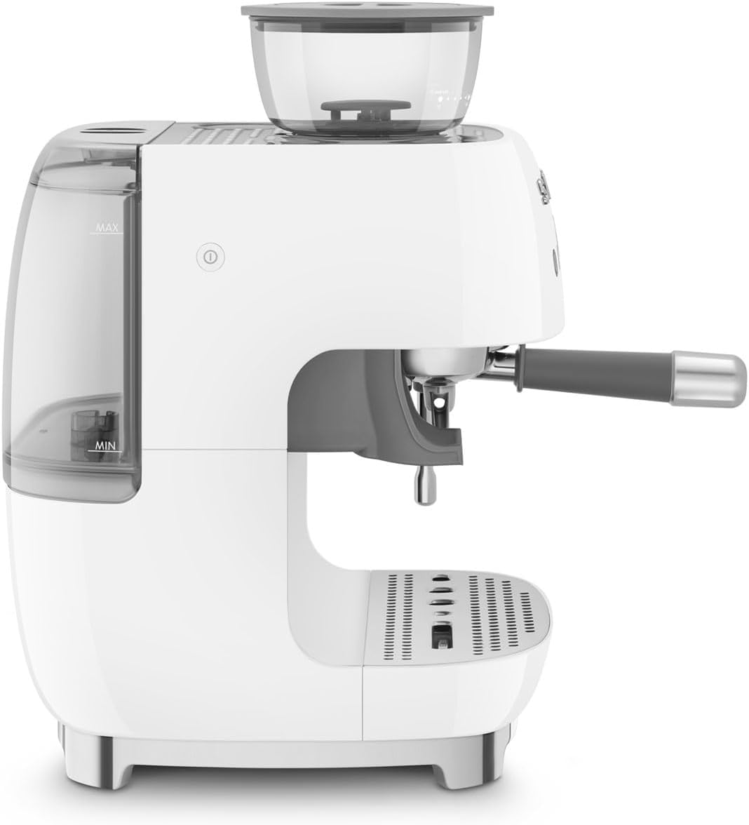 Smeg, Machine à Café Expresso Manuelle EGF03CREU, avec Broyeur à Grain Intégré, Thermoblock, 4 Niveaux de Température, Buse Vapeur et Manomètre, Réservoir 1 L, Dimensions Compactes, 1350W, Crème