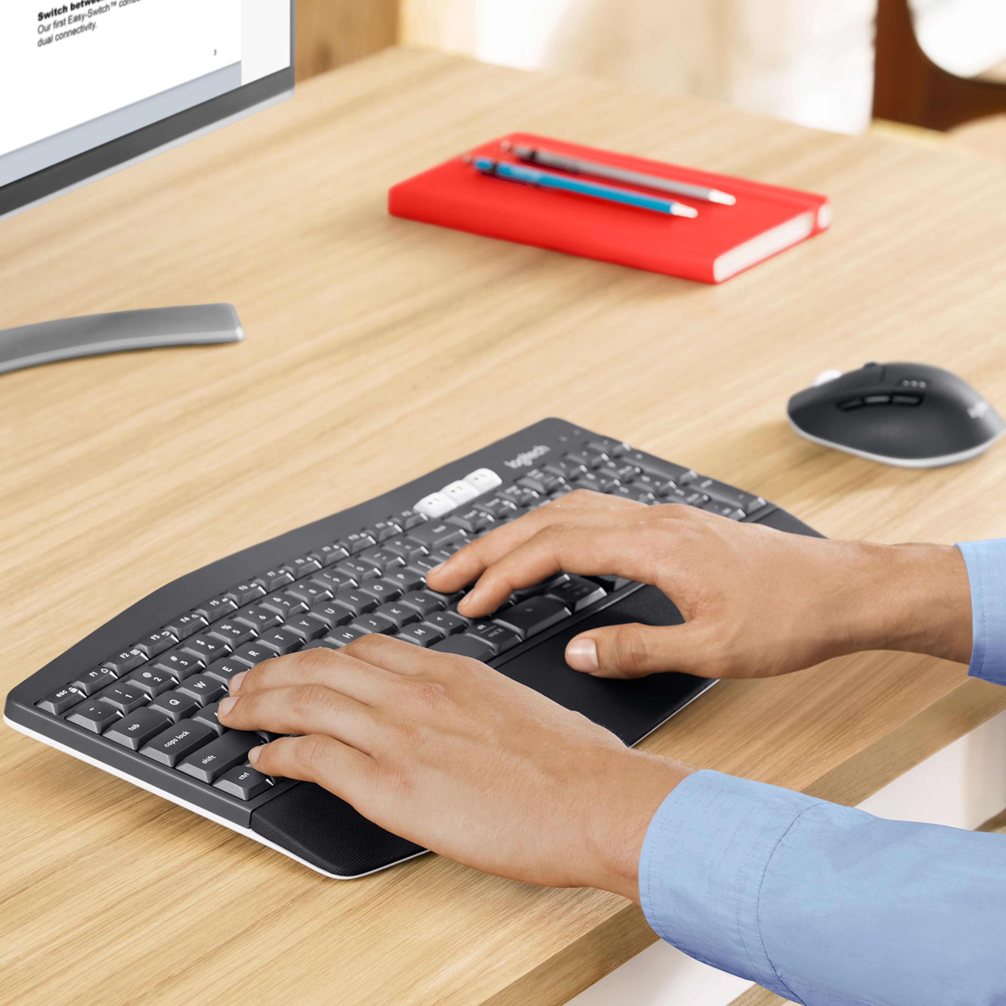 Logitech MK850 Trådløst tastatur og mus