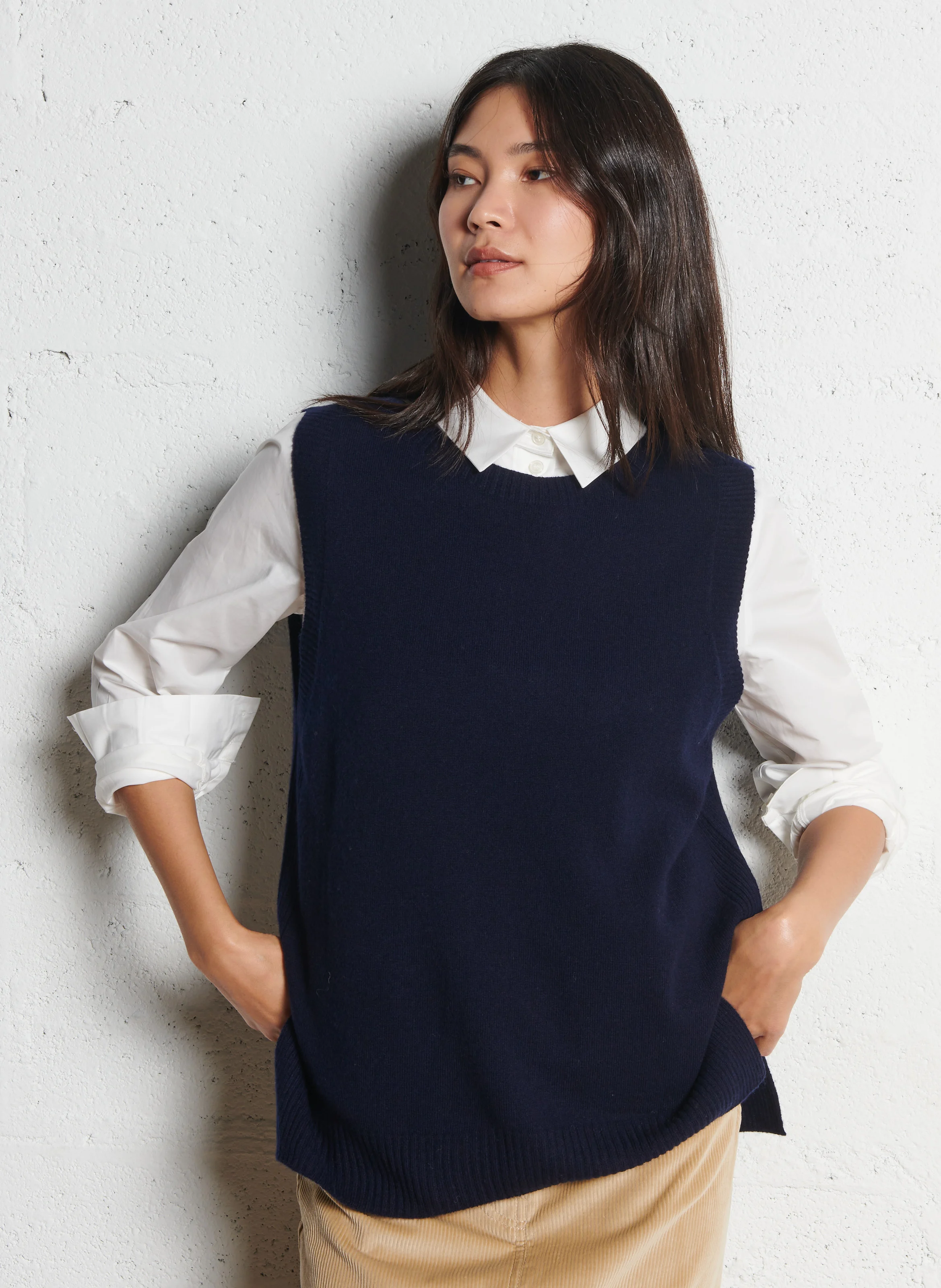 YSEULT - Pull droit sans manches en laine | Bleu