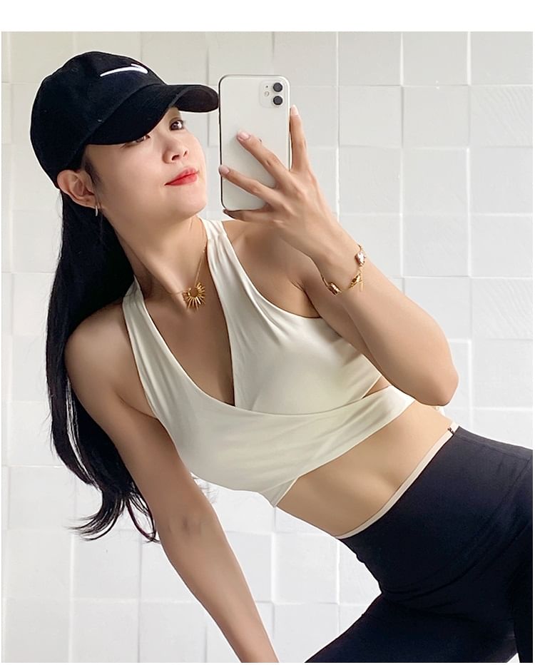 Engiko - Halter Plain Wrap Sportbeha