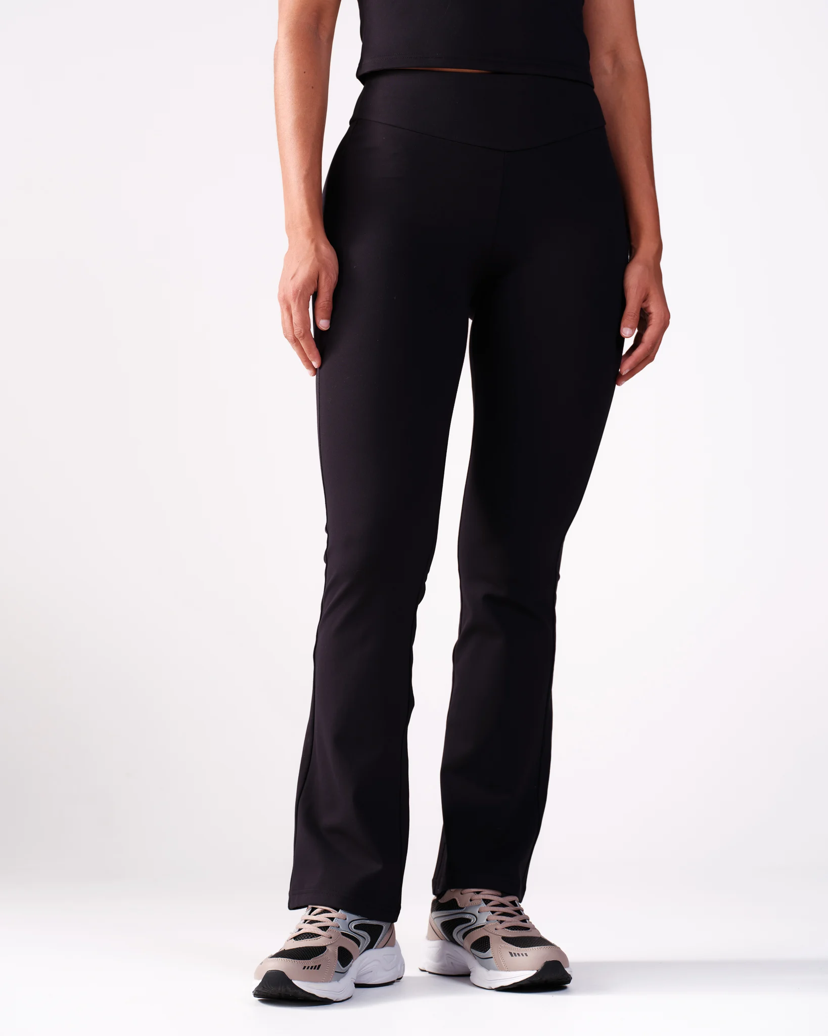 Bumpro Lively Flare Pants Black