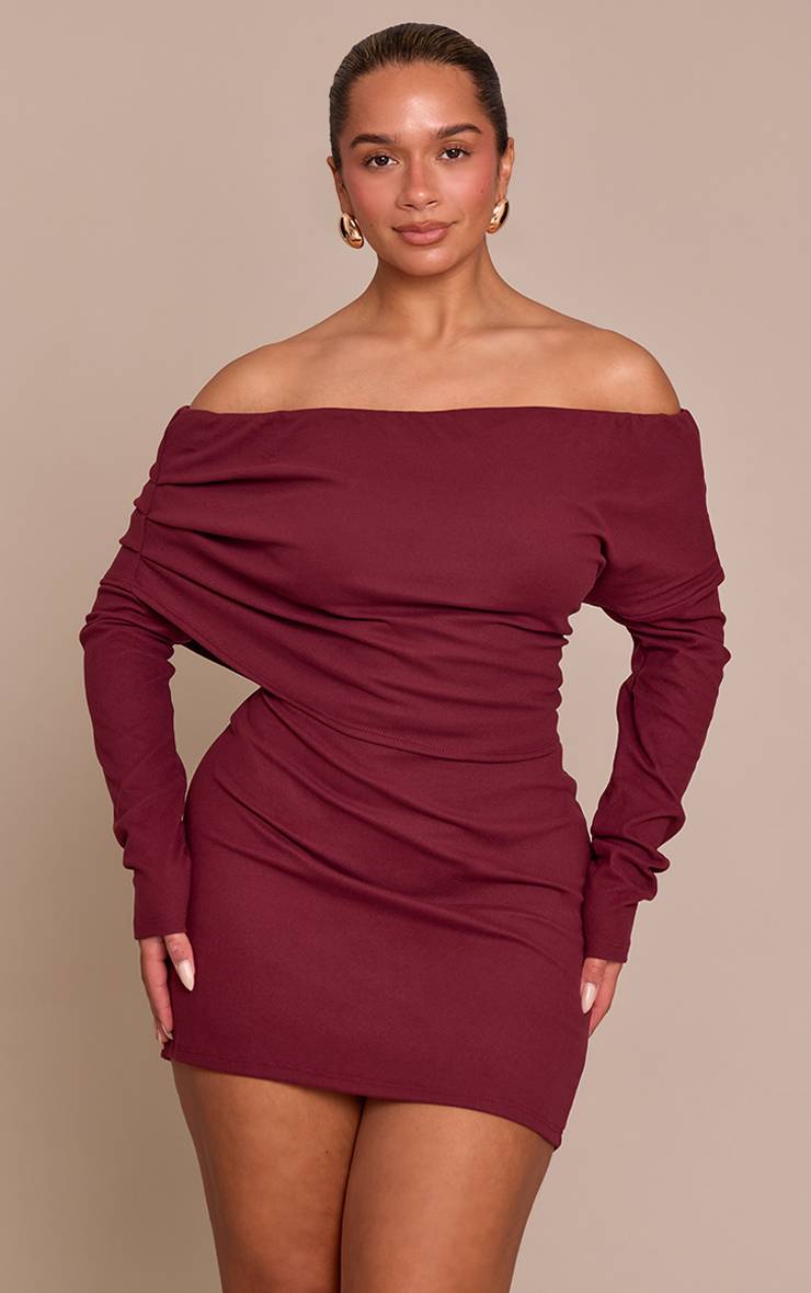 Rouge Bordeaux Robe Moulante À Manches Longues En Tissu Doux Toucher Bardot Avec Col Replié