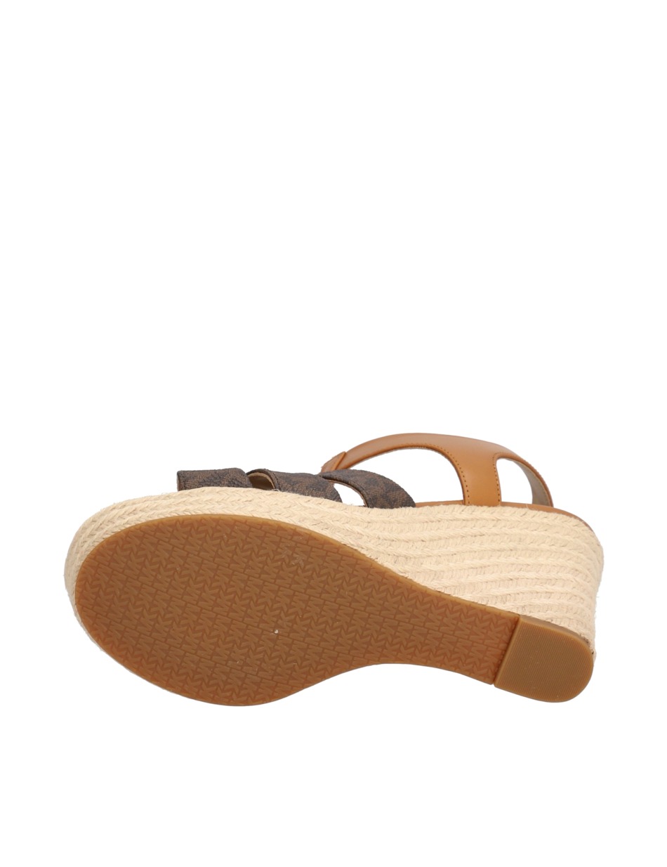 BERKLEY WEDGE