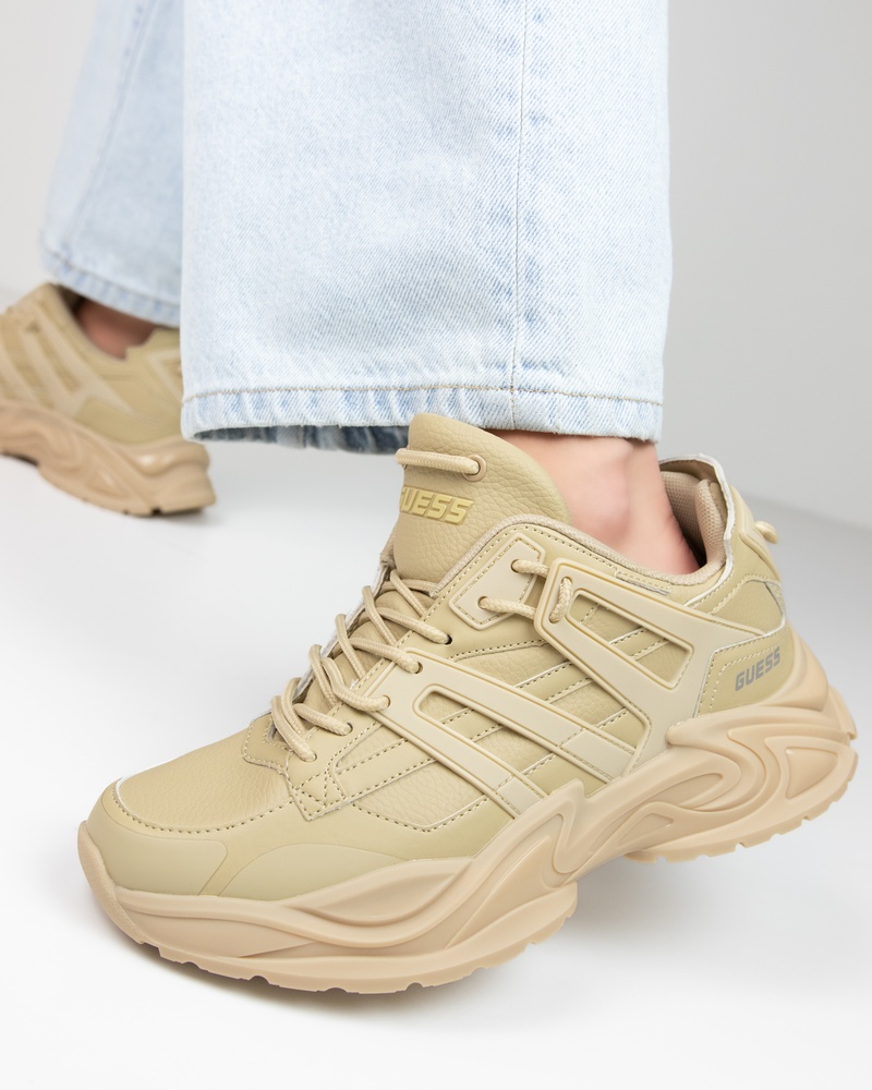 Guess Belluna Dad Sneakers  - beige