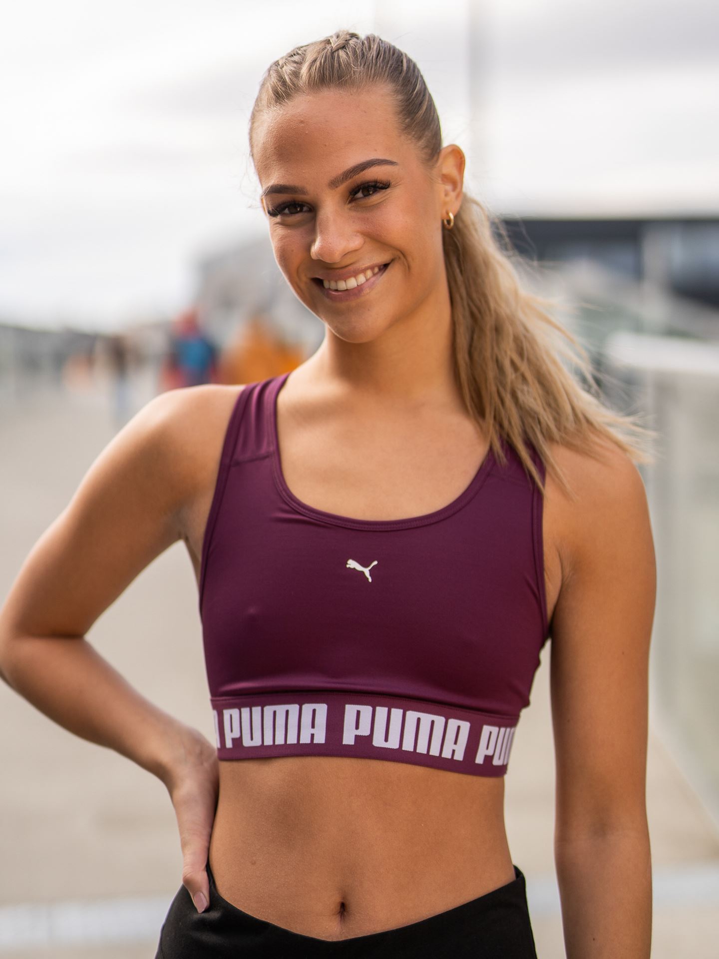 Mid Impact Strong Bra