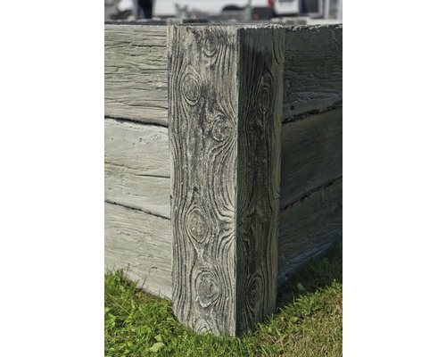 Betonnen verhoogde tuinbak Big Antique witgekalkt met voorgemonteerde draad 220 x 120 x 69 cm