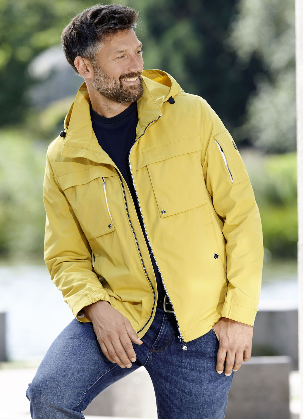 Kurzjacke von „New Canadian“