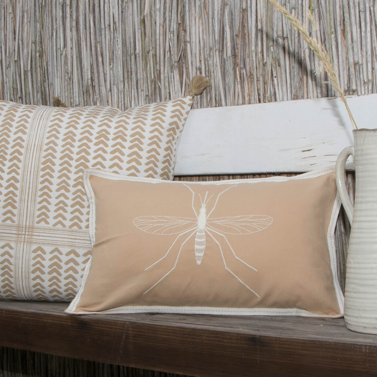 Febronie Housse de coussin Mosquito sable - 50x30 cm