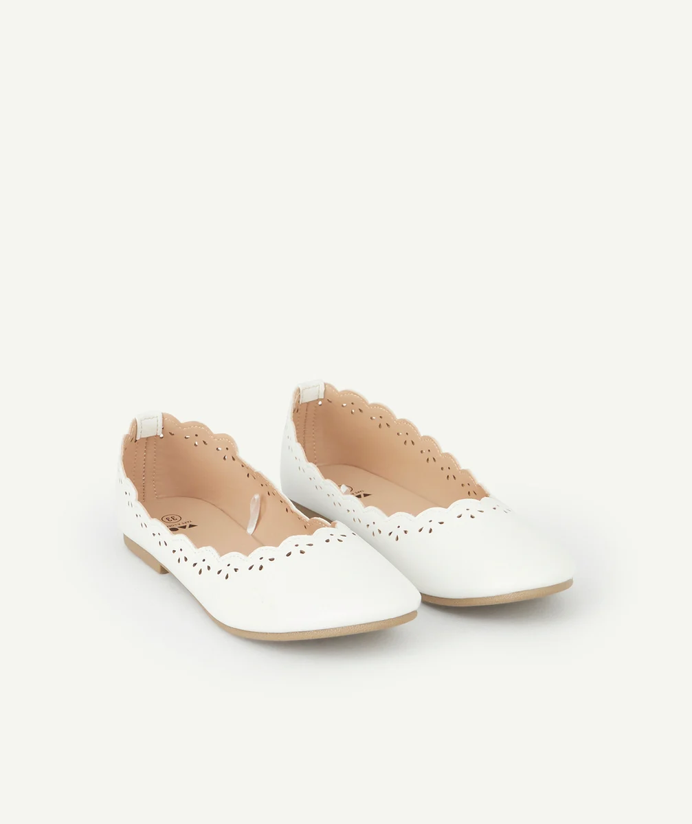 BALLERINES BLANCHES FILLE AVEC DÉTAILS AJOURÉS
