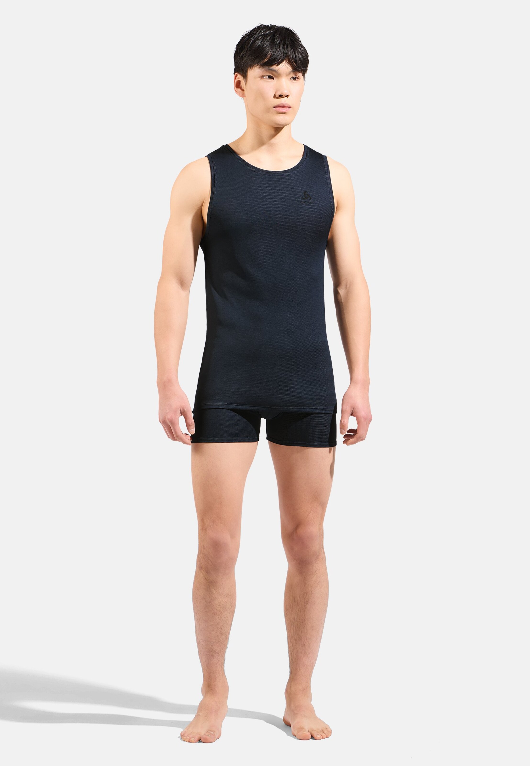 Active F-Dry Light Base Layer Singlet in dark sapphire