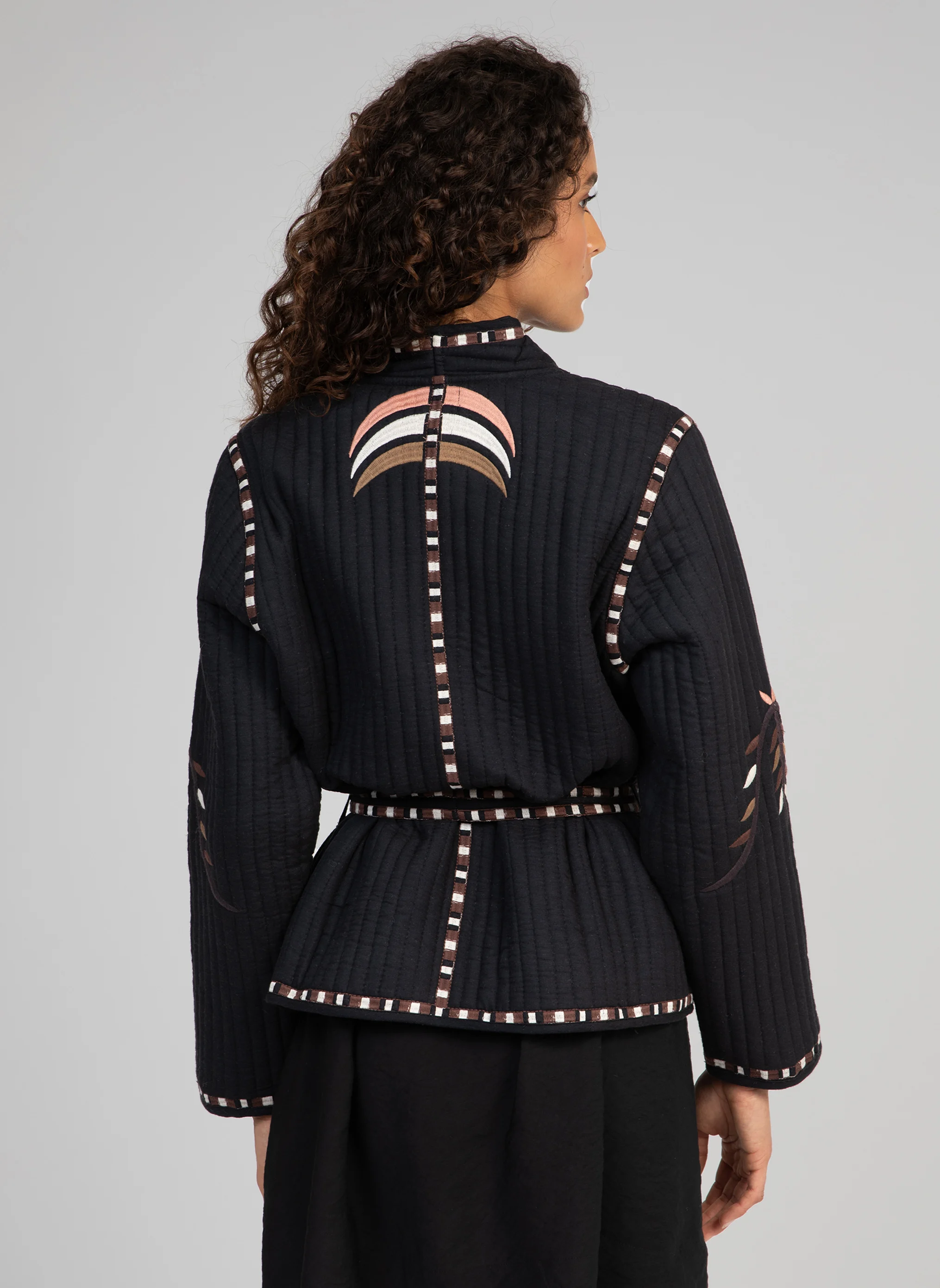 SARA - Veste cintrée brodée | Blanc