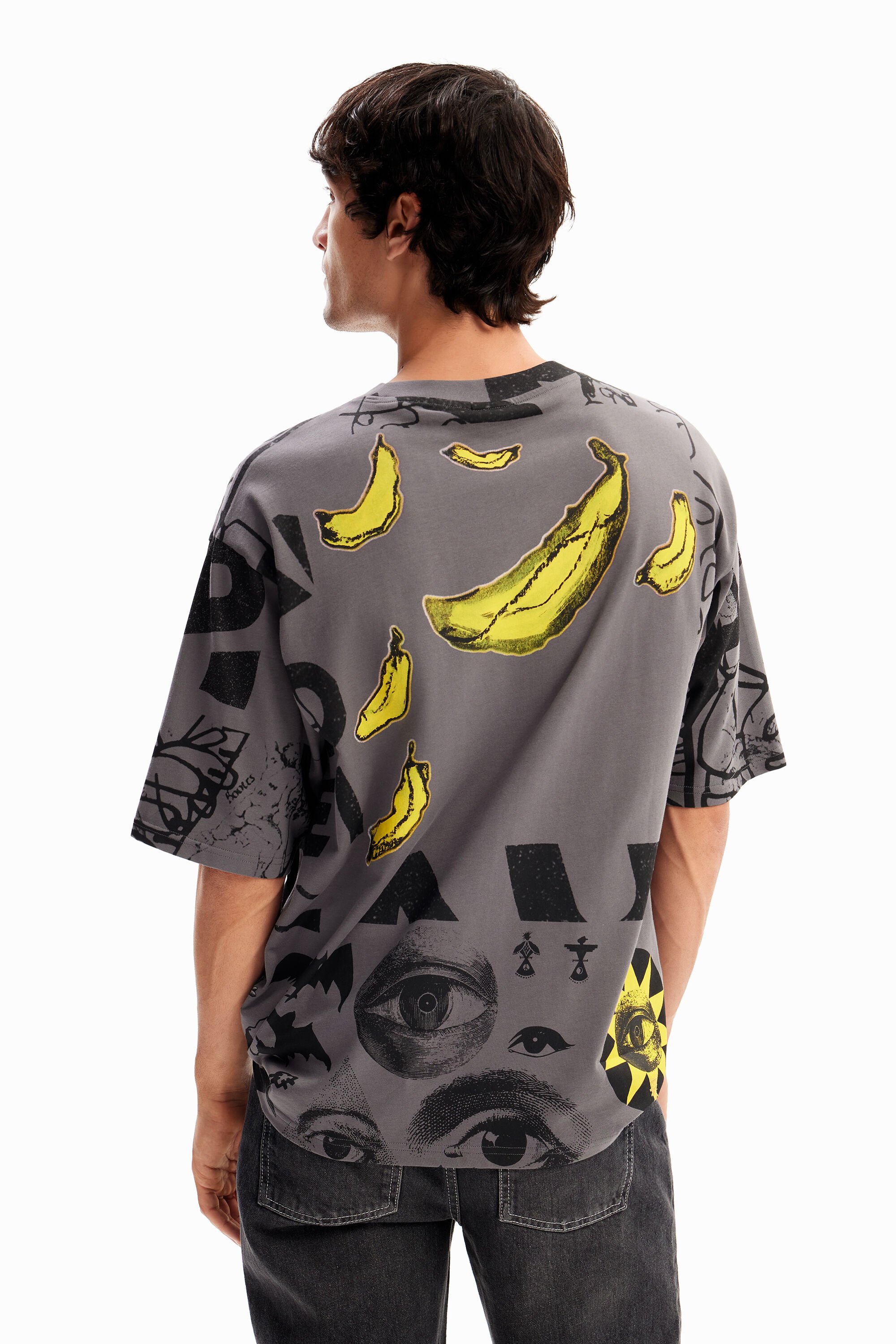 Camiseta com estampa de gato