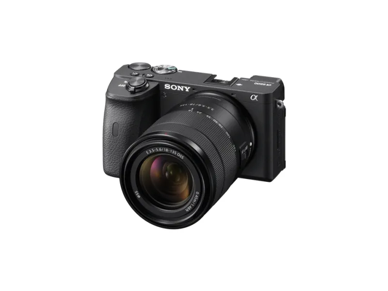 Sony a6600 ILCE-6600M - Digitalkamera - spejlløst - 24.2 MP - APS-C - 4K / 30 fps - 7.5x optisk zoom E 18-135 mm OSS-objektiv - Wi-Fi, NFC, Bluetooth - sort