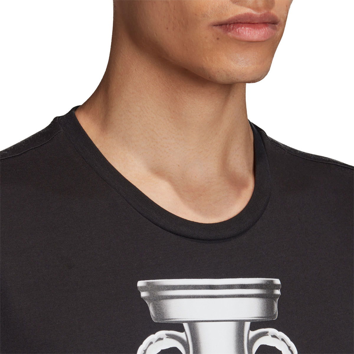 adidas UEFA Emblem T-shirt Herre