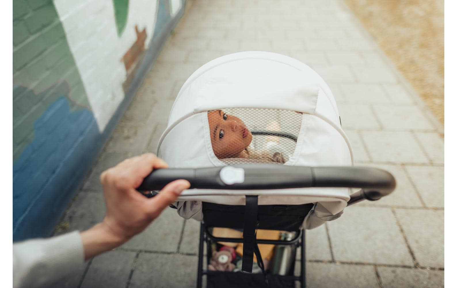 Buggy Travel N Care Schwarz<br>Handlicher, kompakt verstaubarer Kinderwagen
