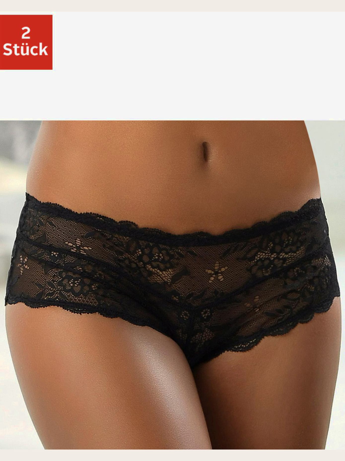 Panty féminin à l'aspect légèrement transparent