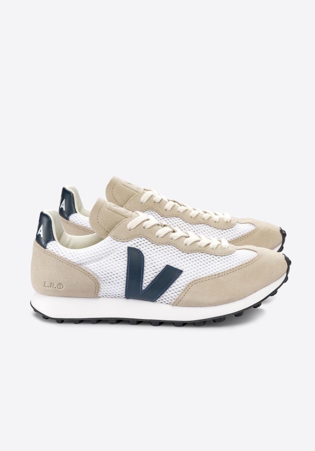 Veja Sneaker Rio Branco Light Aircell Lunar Nautico
