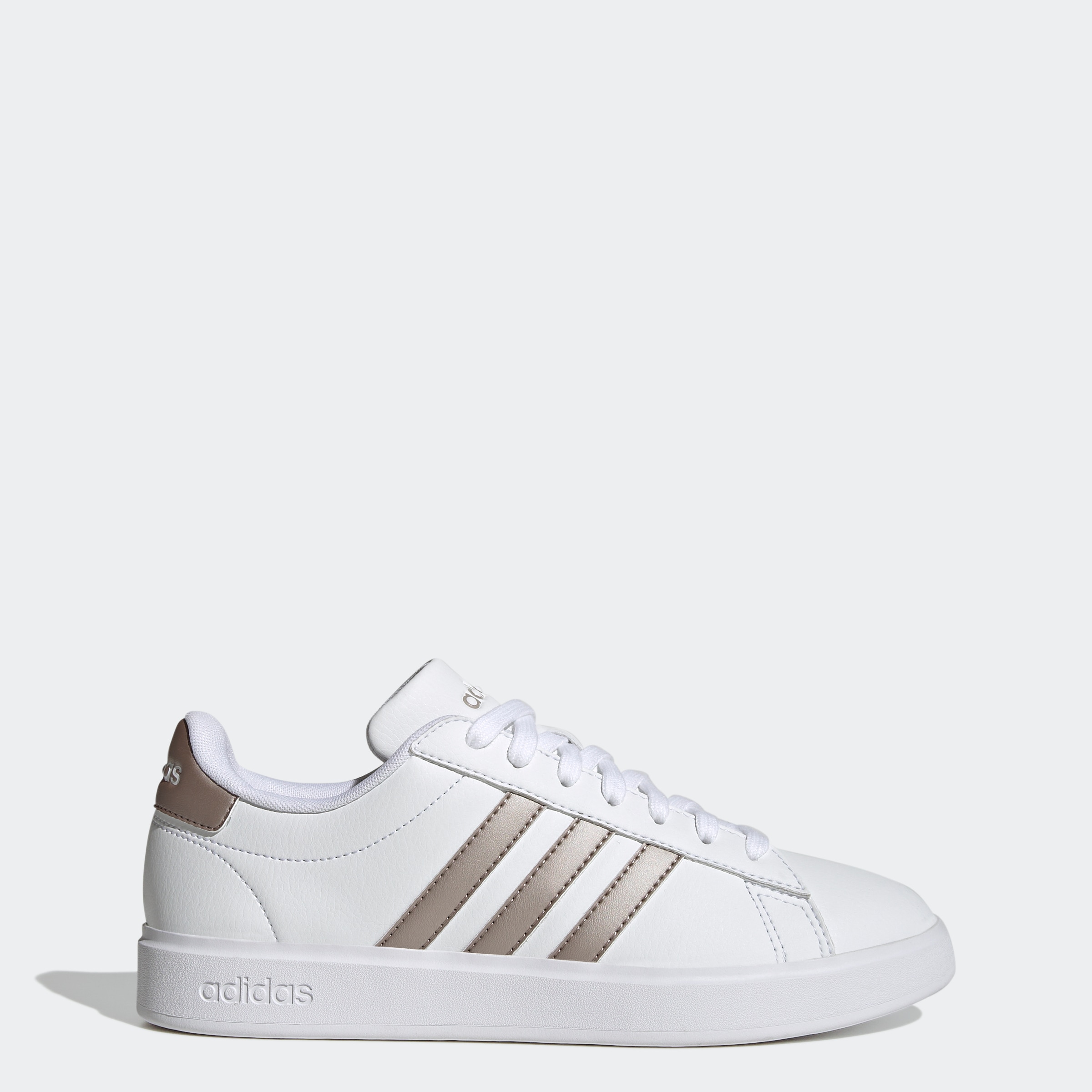 adidas Sportswear Sneaker »GRAND COURT 2.0«  Design auf den Spuren des adidas Superstar