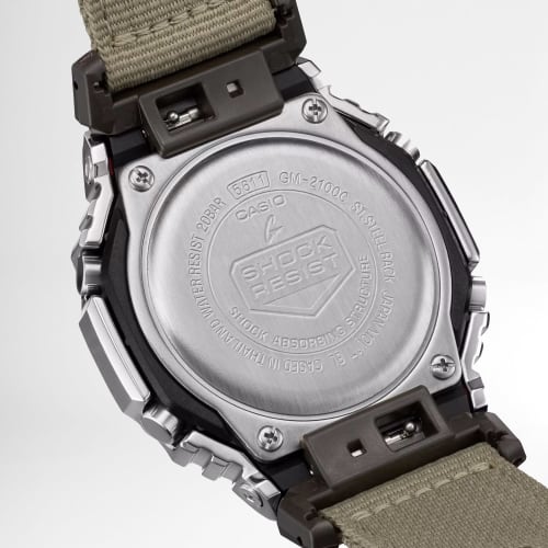 Montre G-Shock GM-2100C-5AER Vert Kaki