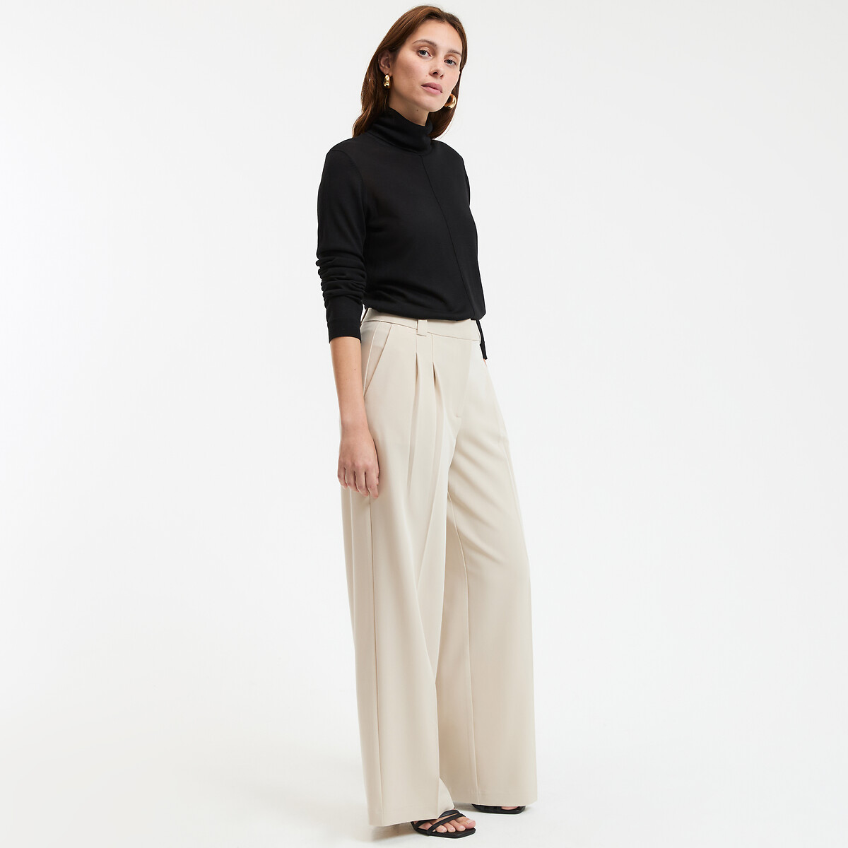 COLEÇÕES LA REDOUTE<br>Calças largas com pregas