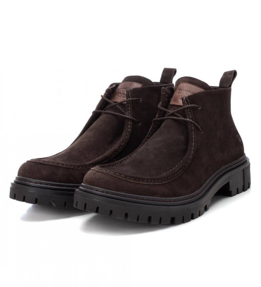 Botas de tornozelo Carmela em couro marrom, modelo 161211