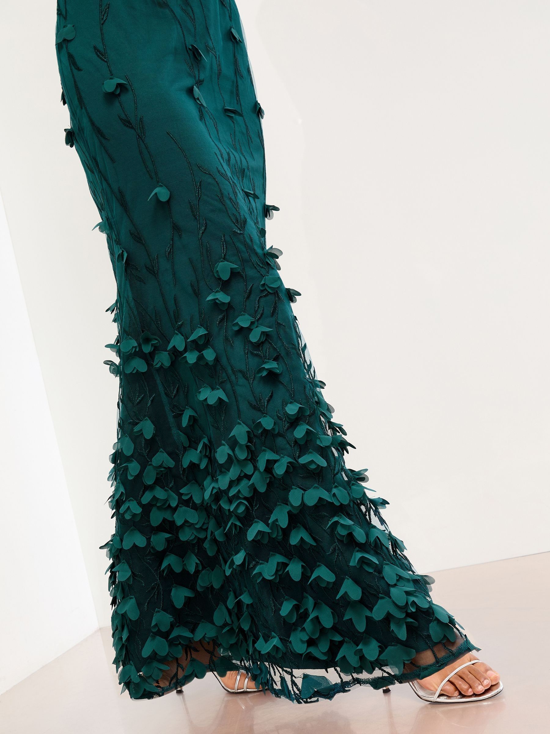 Lipsy Premium 3D Bloemen Gestructureerde Halter Maxi-jurk