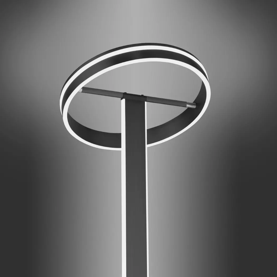 Stehlampe Q-Vito