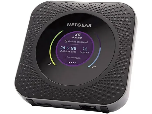 NETGEAR Nighthawk M1 Mobile Router - Mobilt hotspot - 4G LTE Advanced - 1 Gbps - 1GbE, Wi-Fi 5