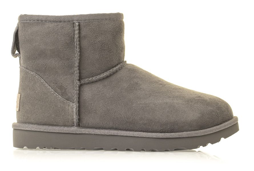 UGG Classic Mini II