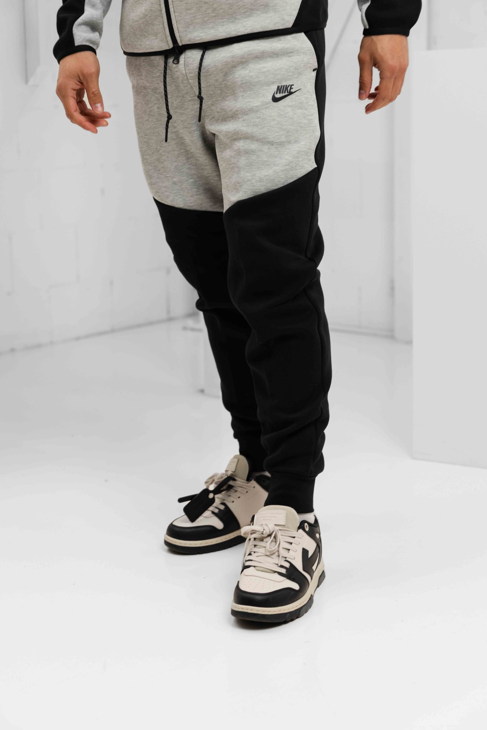 Nike Tech Fleece Trainingspak Heren Grijs/Zwart