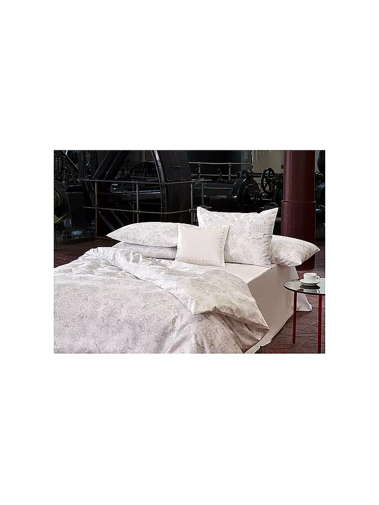 CHRISTIAN FISCHBACHER Satin Deckenbezug ORARIO 140x200cm Uhrwerk weiss