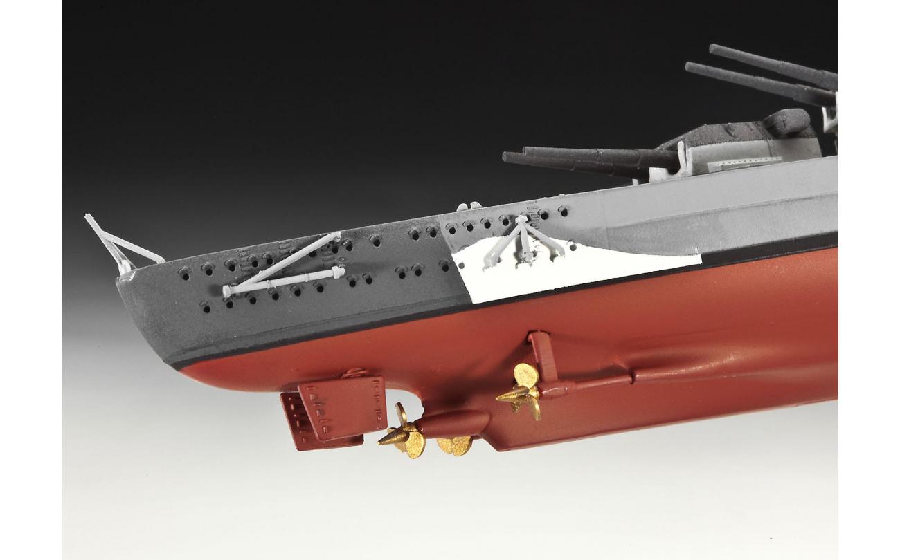 1/700 Bismarck