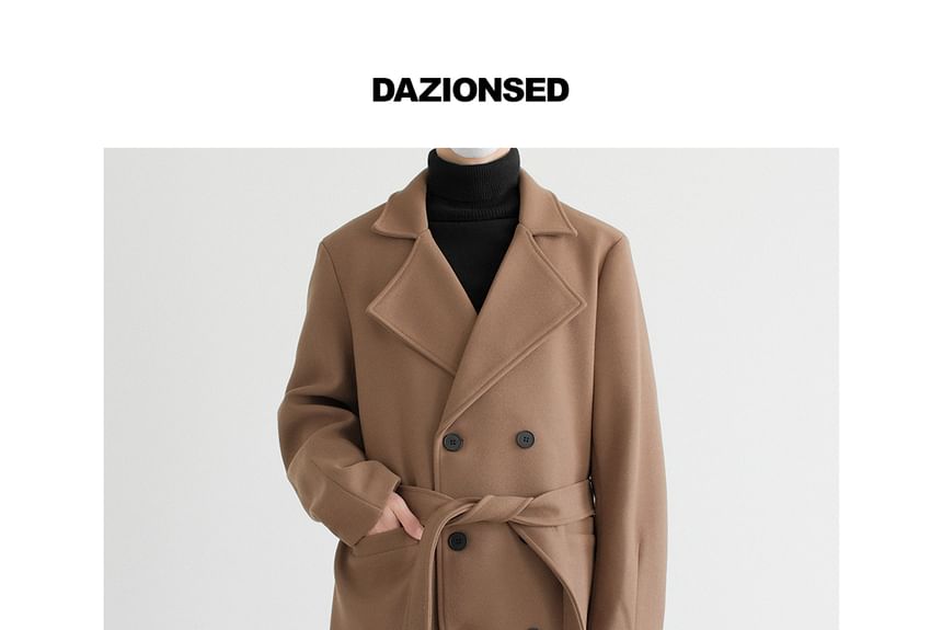 DAZO Studios - Lange jas met reverskraag, dubbele rij knopen en riem