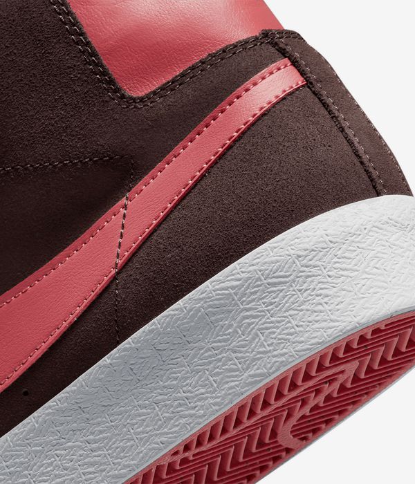 Nike SB Zoom Blazer Mid Schuh (baroque adobe)