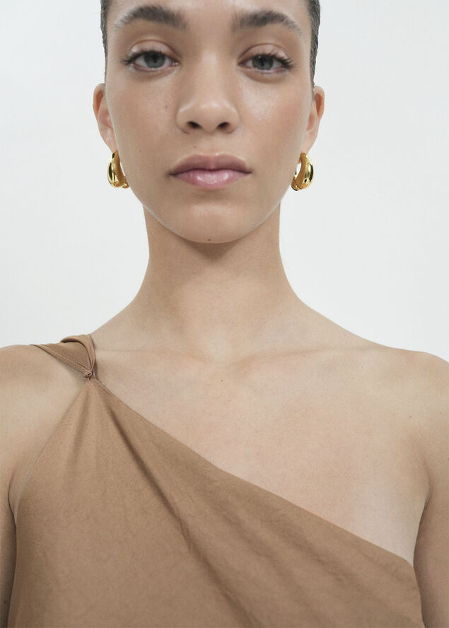 MANGO EARRINGS. -- DROP Gold