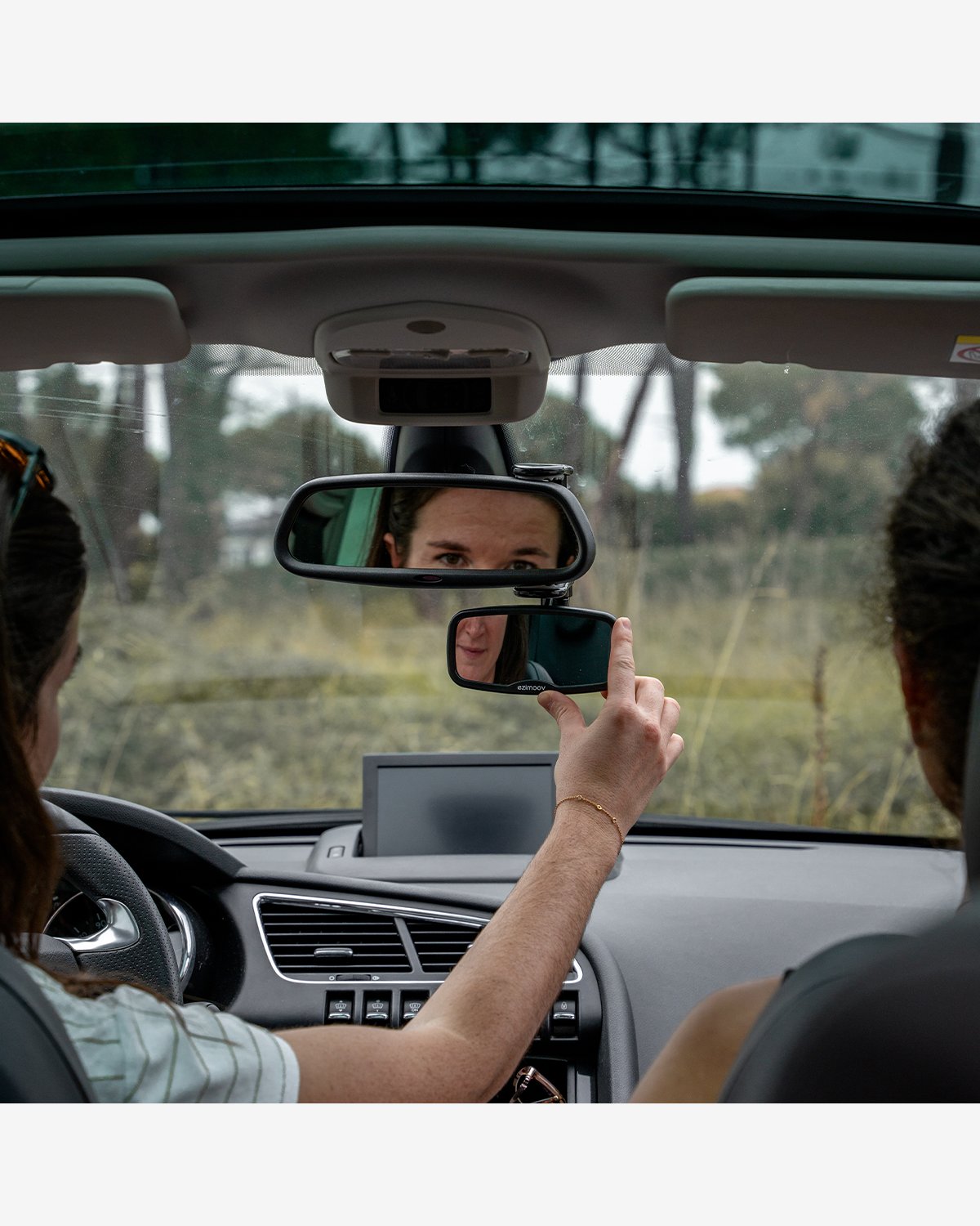Frontspeil for overvåkning av barn i baksetet – Justerbar | Front Car Mirror with Clamp