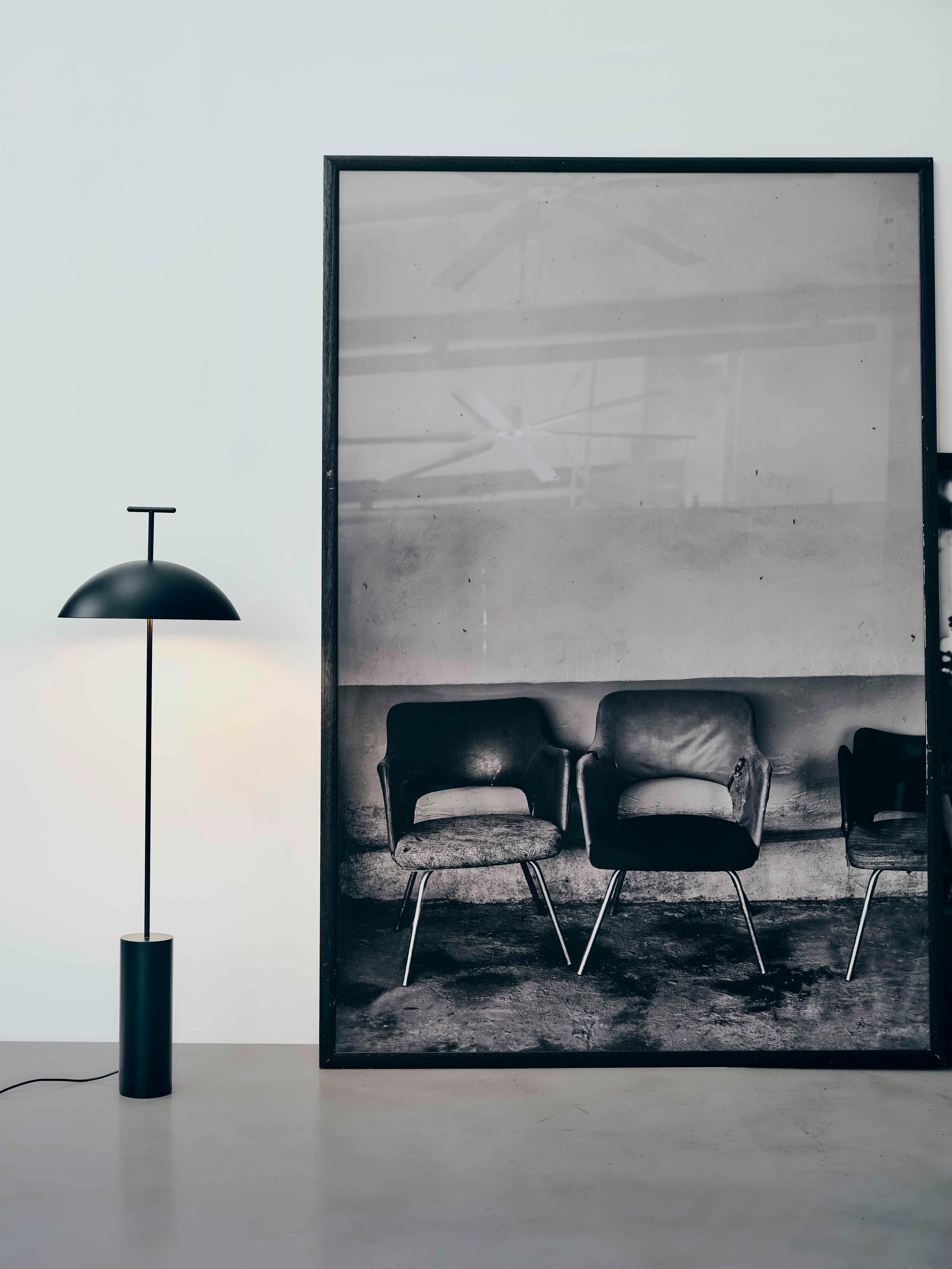 Kleine design LED-vloerlamp Geen-A, dimbaar