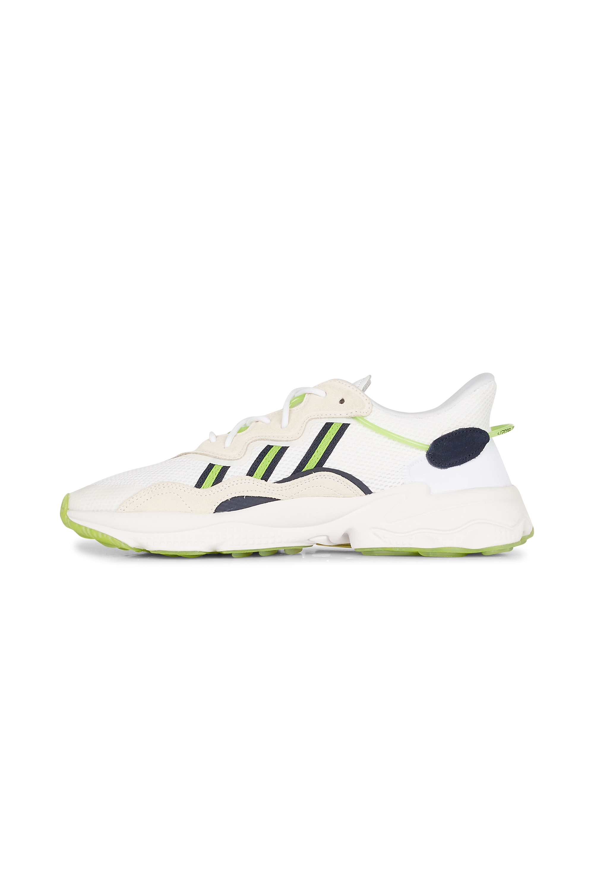 ADIDAS BASKETS OZWEEGO MANCHESTER Blanc