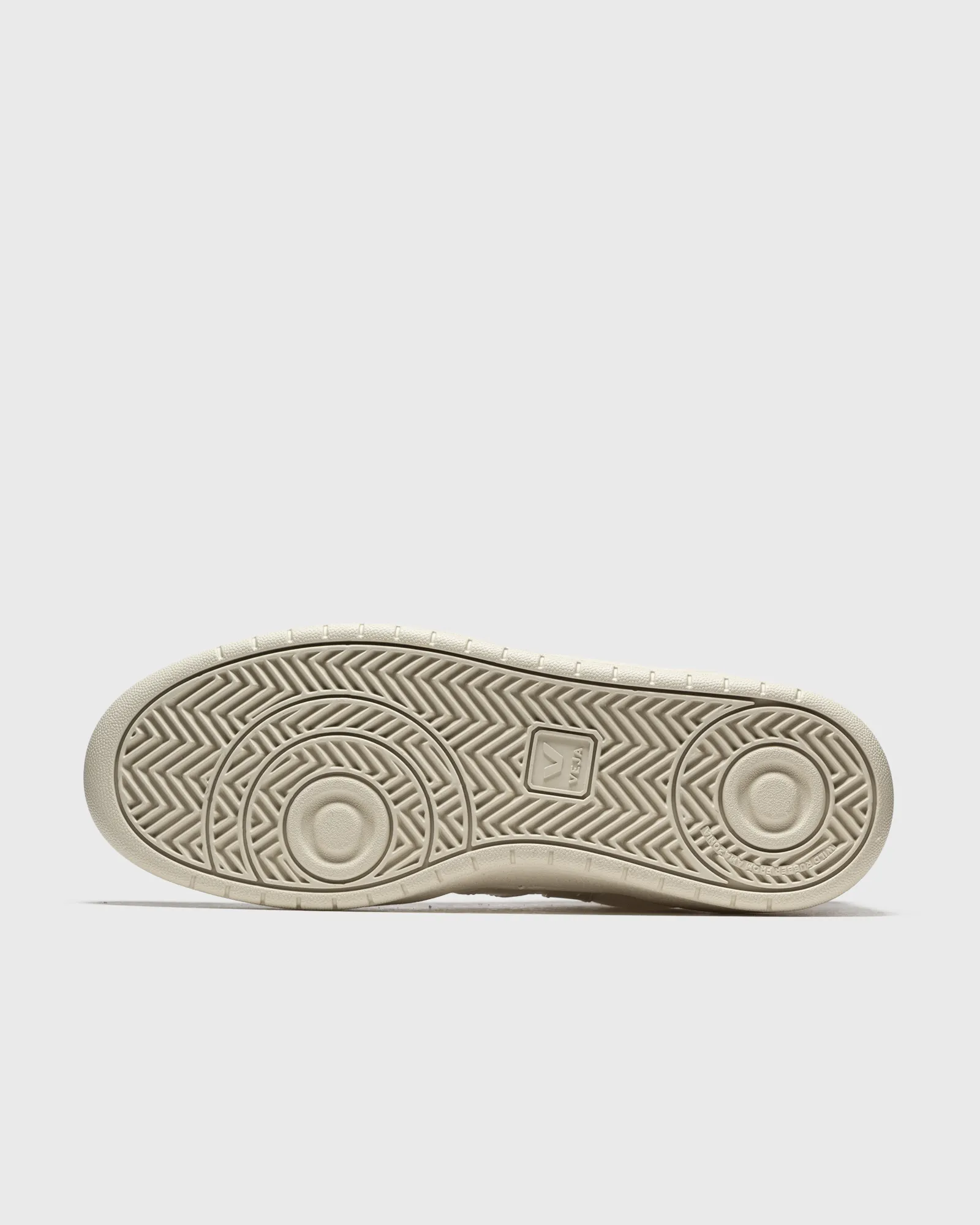 Veja V-10 B-MESH