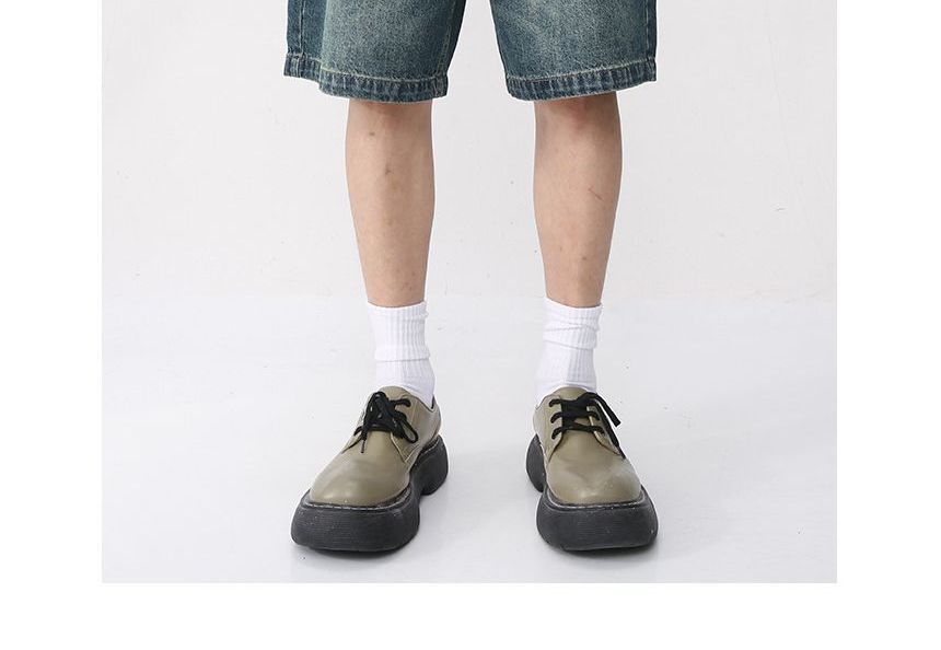 FAERIS - Mid Rise Washed Denim Shorts