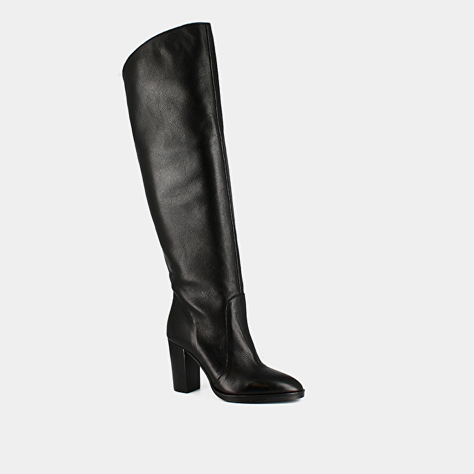 Bottes hautes à bouts pointus  en cuir noir