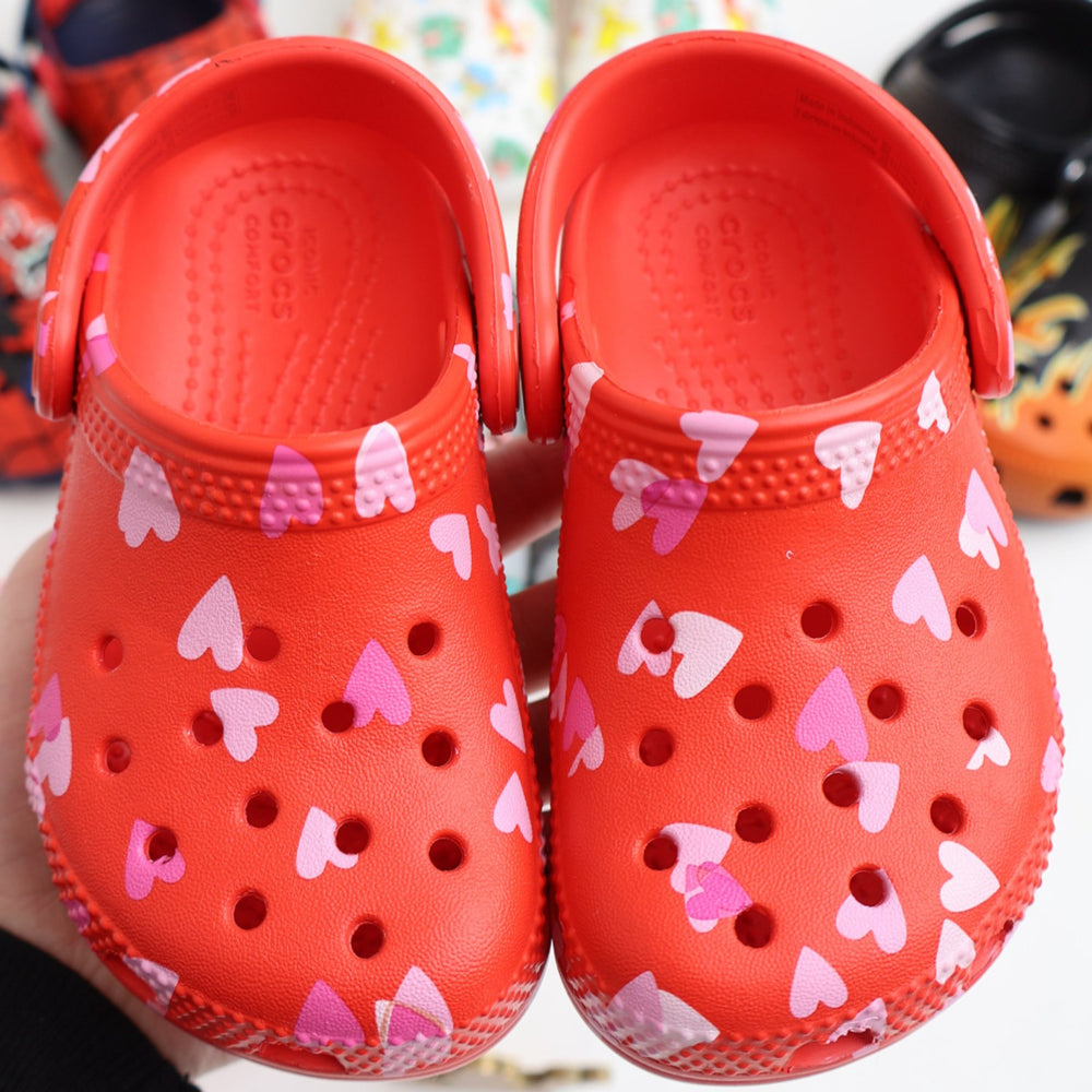 Køb Crocs Cherry Red Classic VDay Clog