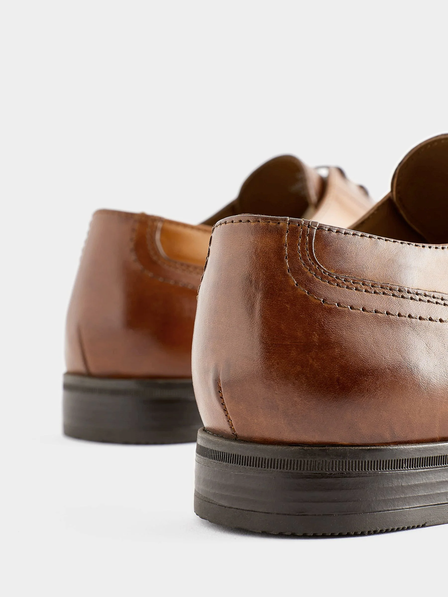 Lichtbruin - Standaard pasvorm - Leren derby-schoenen met neusstuk