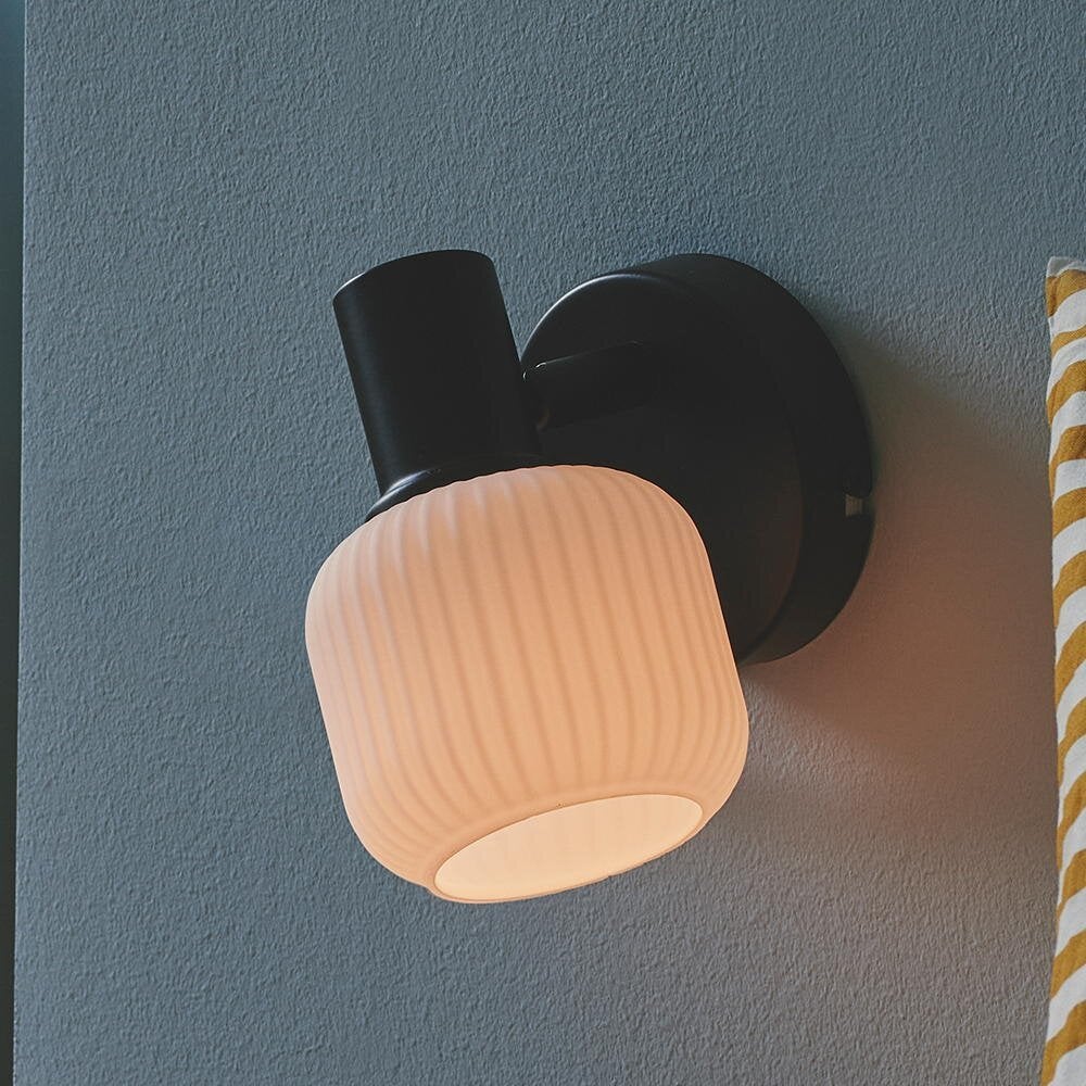 Milford Mini wandlamp in zwart E14