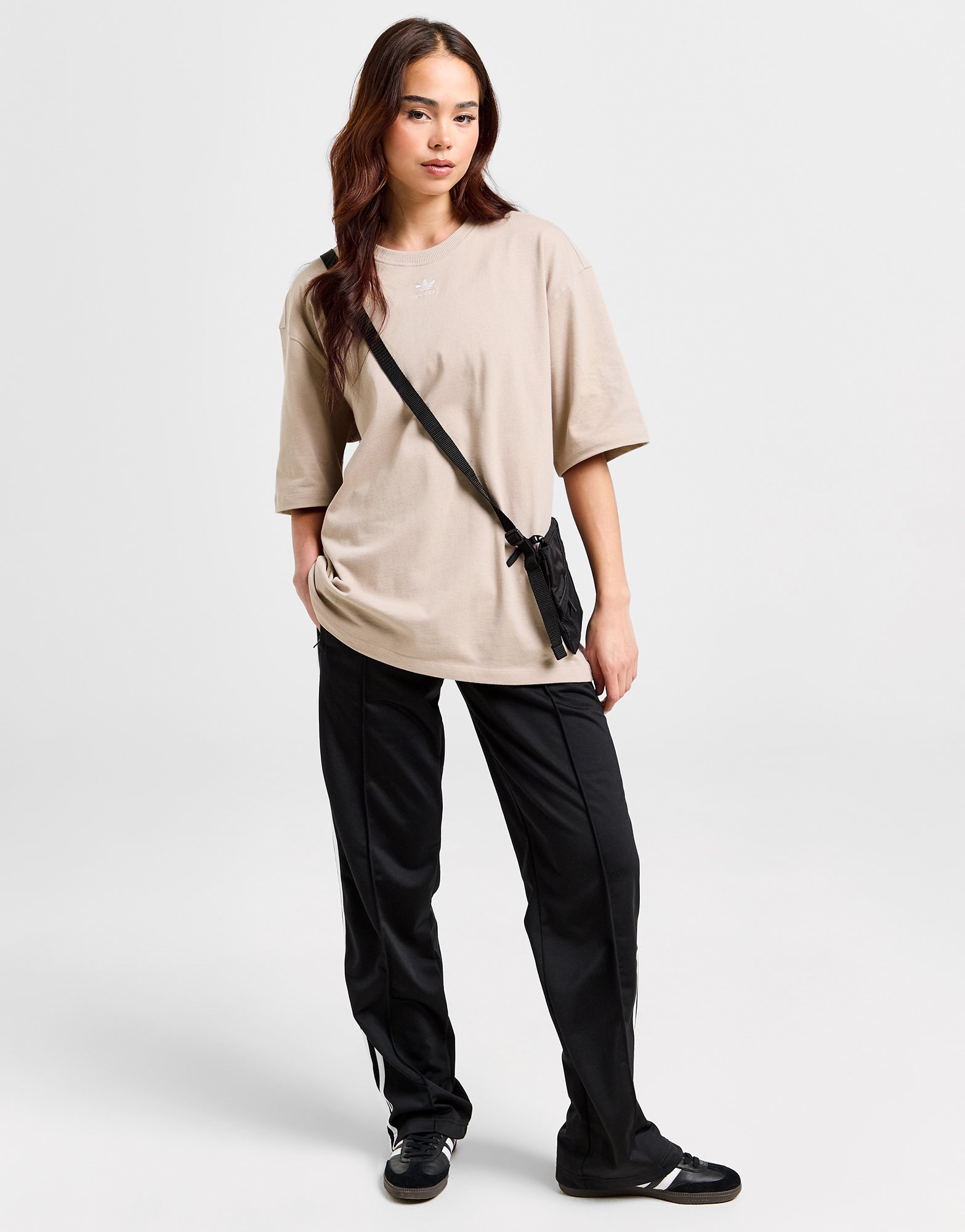 adidas Originals T-shirt Essential Boyfriend Femme