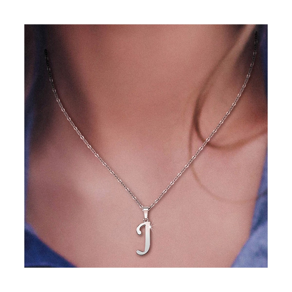 Collier alphabet lettre J en acier inoxydable par SC Bohème
